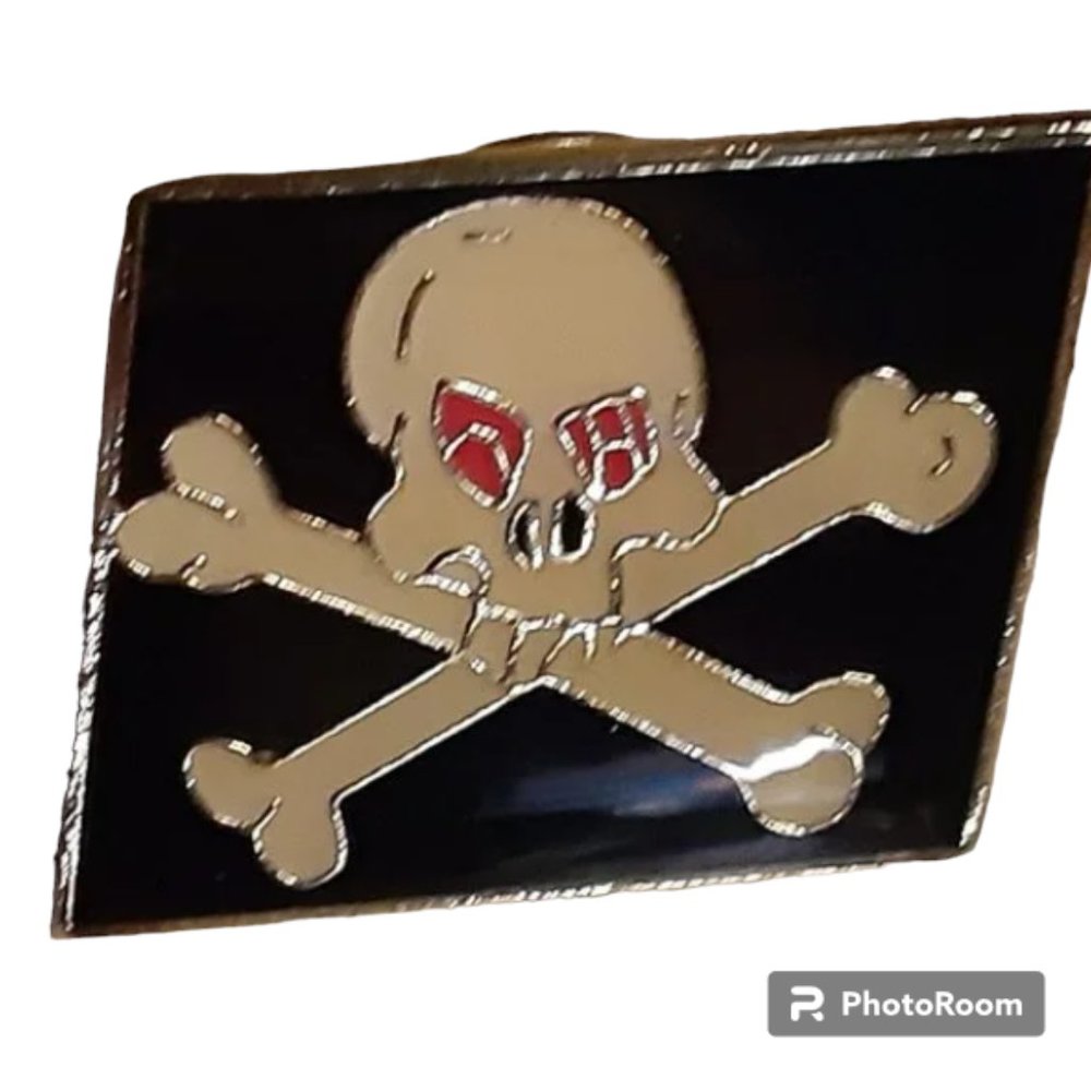 1" Jolly Roger Pirate Flag White Skull Cross Bones
